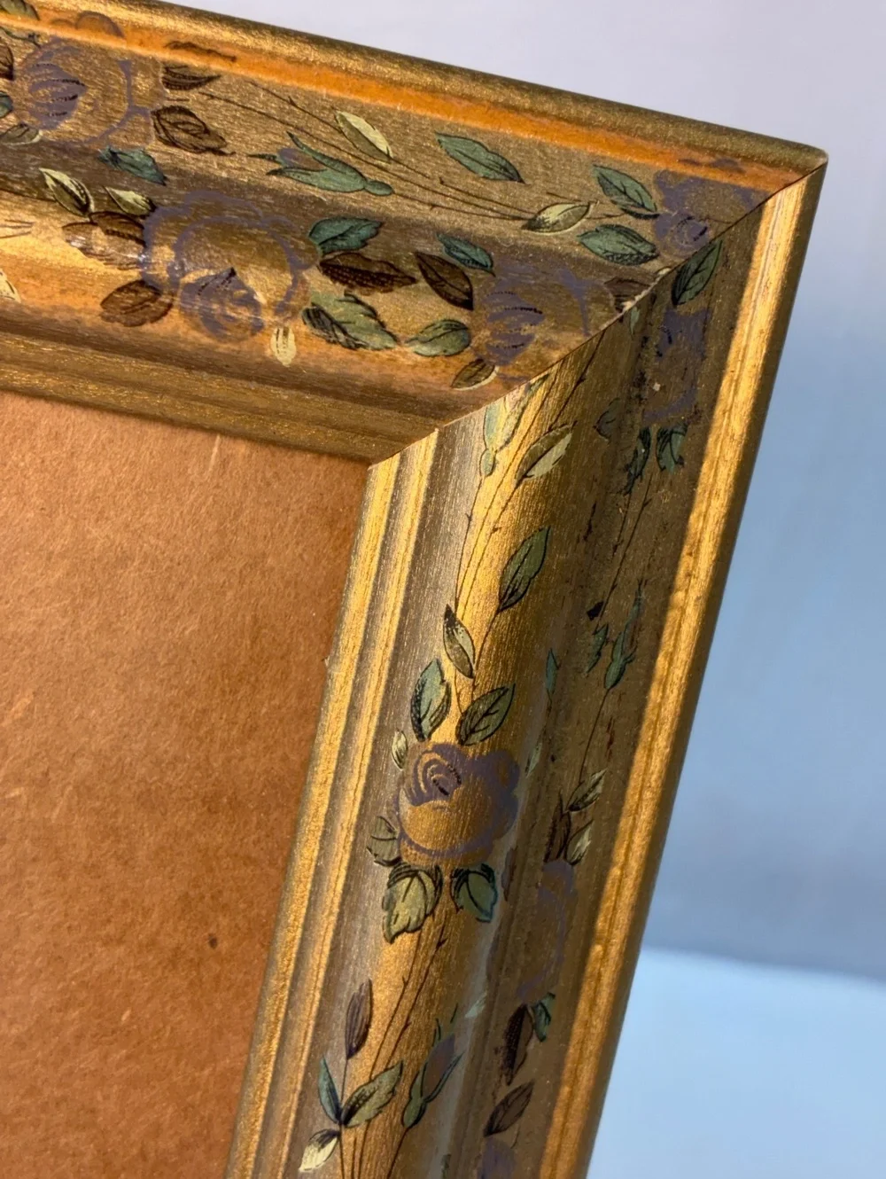 Vintage Gold Floral Picture Frame with Hand-Painted Details, 8x10 Inch